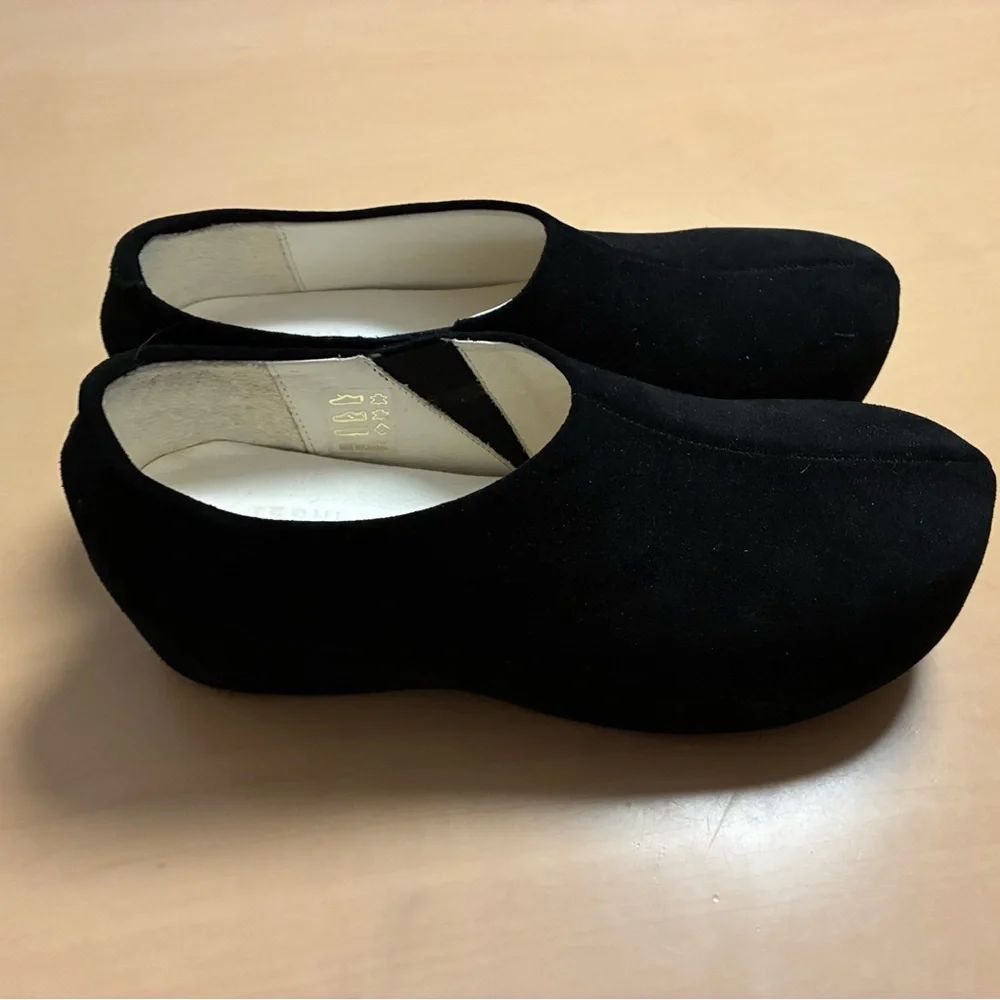 Terhi Polkki Black Suede Women's Clog - Picture 7 of 11
